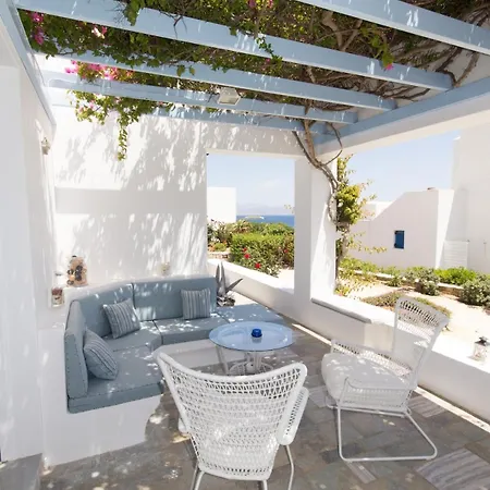 Maria, Golden Beach, Paros * Hriszí Aktí